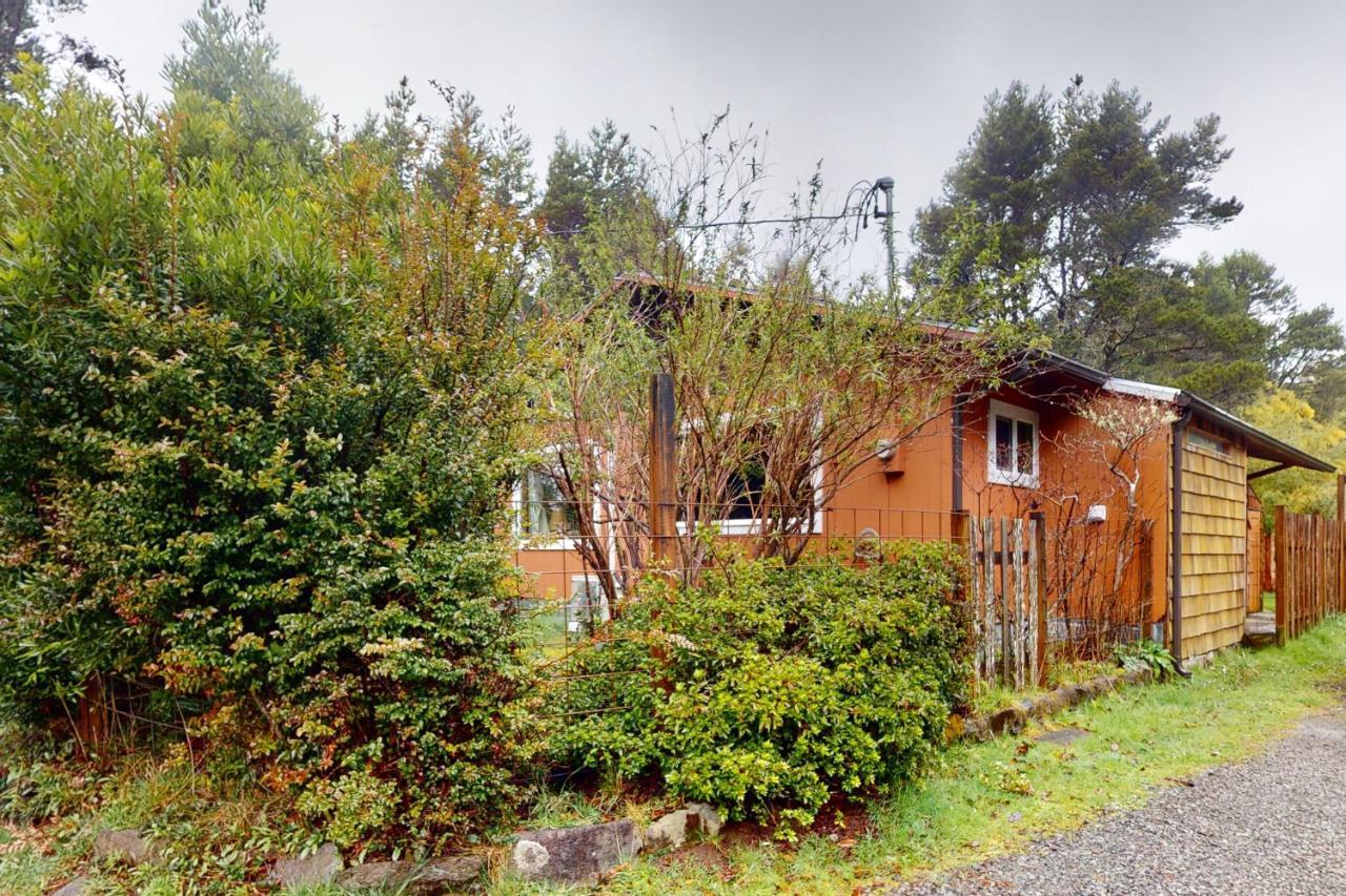 The Getaway Tillicum Beach Exterior foto